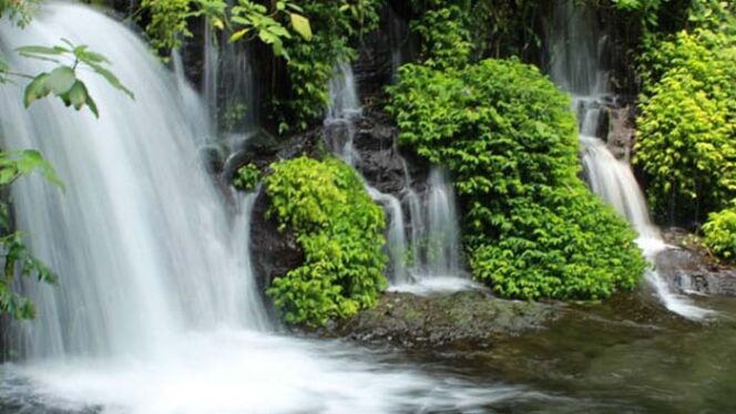 
 10 Rekomendasi Air Terjun di Jawa Barat Yang Terbaik